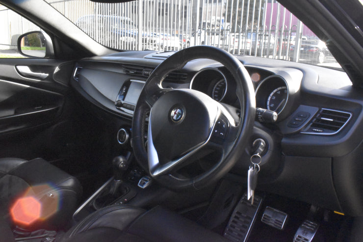 2015 Alfa Romeo Giulietta Series 1 Quadrifoglio Verde Hatchback 5dr TCT 6sp 1.8T 2317U