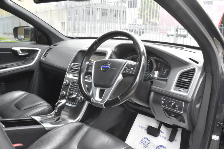 2014 Volvo XC60 DZ MY14 D5 Luxury Wagon 5dr Geartronic 6sp AWD 686kg 2.4DTT 2418U