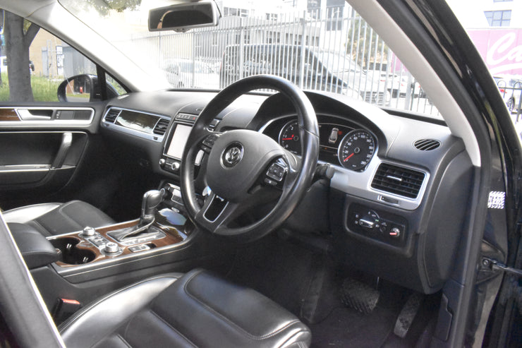 2015 Volkswagen Touareg 7P MY16 V6 TDI Wagon 5dr Tiptronic 8sp 4MOTION 3.0DT 2395U | 2DA2VG