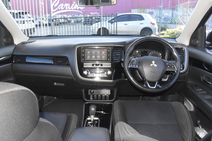 2018 Mitsubishi Outlander ZL MY19 ES Wagon 7st 5dr CVT 6sp AWD 710kg 2.4i 2307U