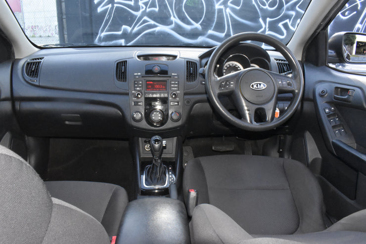 2012 Kia Cerato TD MY13 Si Hatchback 5dr Spts Auto 6sp 2.0i 2327U | 1BL5EZ