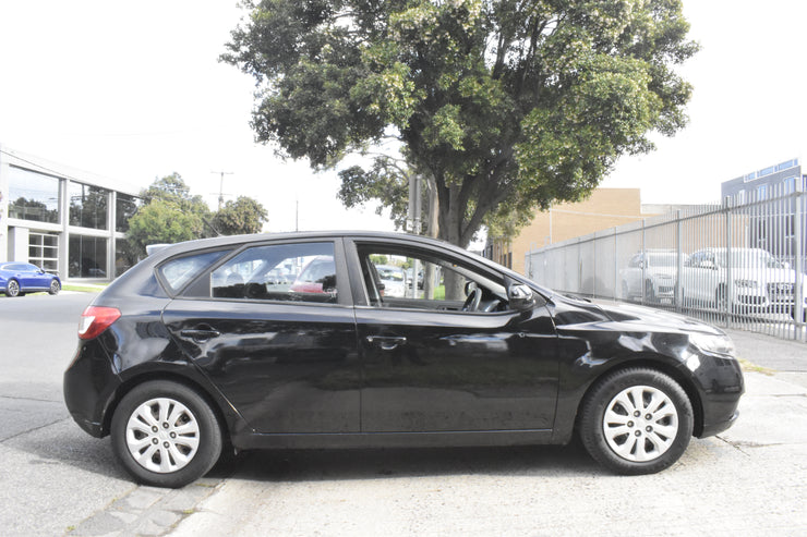 2012 Kia Cerato TD MY13 Si Hatchback 5dr Spts Auto 6sp 2.0i 2327U | 1BL5EZ