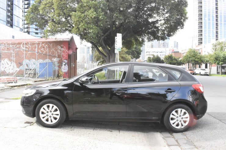 2012 Kia Cerato TD MY13 Si Hatchback 5dr Spts Auto 6sp 2.0i 2327U | 1BL5EZ