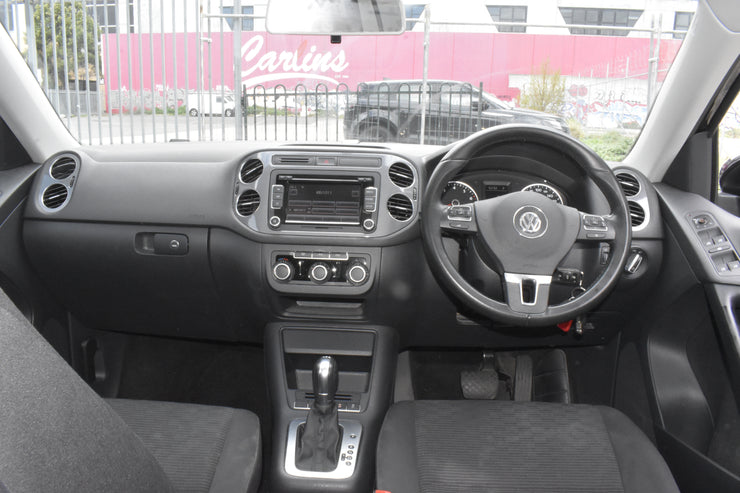 2015 Volkswagen Tiguan 5N MY15 118TSI Wagon 5dr DSG 6sp 1.4TSC 2384U | 1DB2CF