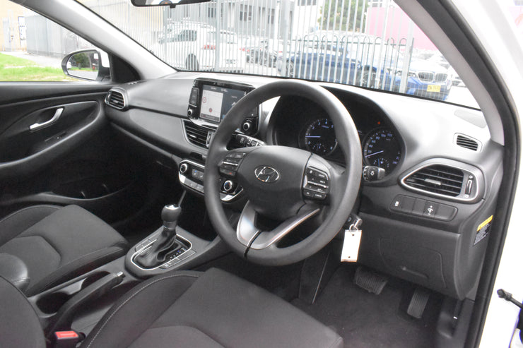 2017 Hyundai i30 PD MY18 Active Hatchback 5dr Spts Auto 6sp 2.0i 2217U | APH161