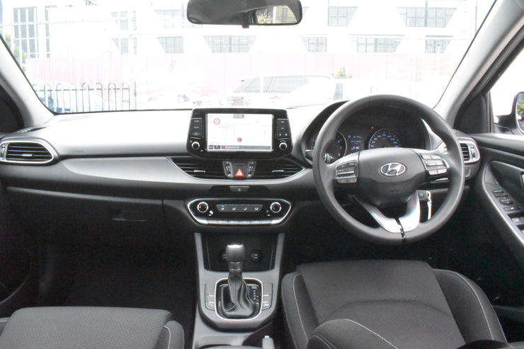 2017 Hyundai i30 PD MY18 Active Hatchback 5dr Spts Auto 6sp 2.0i 2217U | APH161