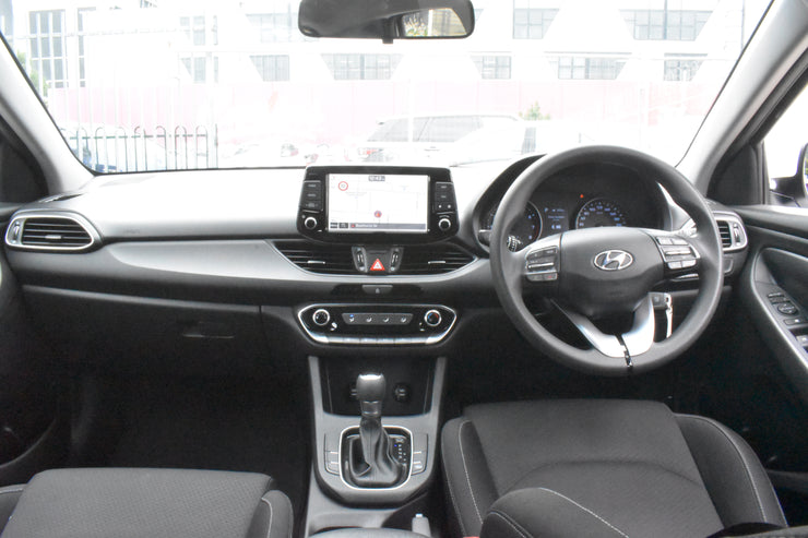 2017 Hyundai i30 PD MY18 Active Hatchback 5dr Spts Auto 6sp 2.0i 2217U | APH161