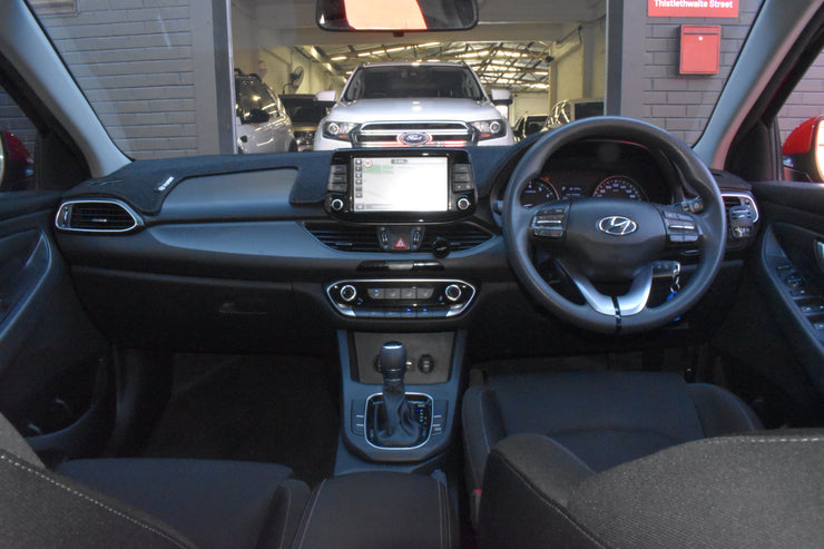 2017 Hyundai i30 PD MY18 Active Hatchback 5dr Spts Auto 6sp 2.0i 2258 | AMJ400